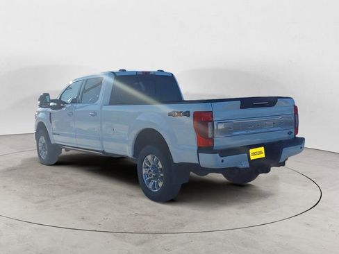 Used 2022 Ford F350 Limited image 3