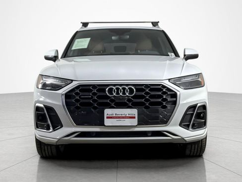 Used 2023 Audi Q5 2.0T Premium Plus w/ Premium Plus Package AWD/4WD image 8