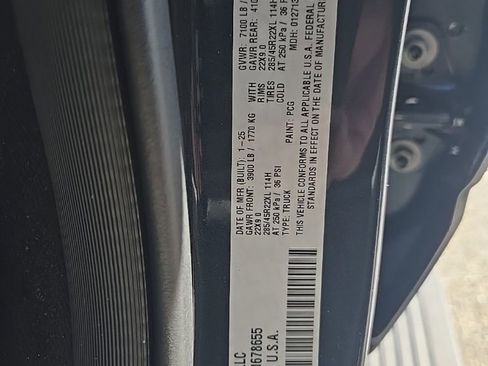 Used 2025 RAM 1500 Limited image 13