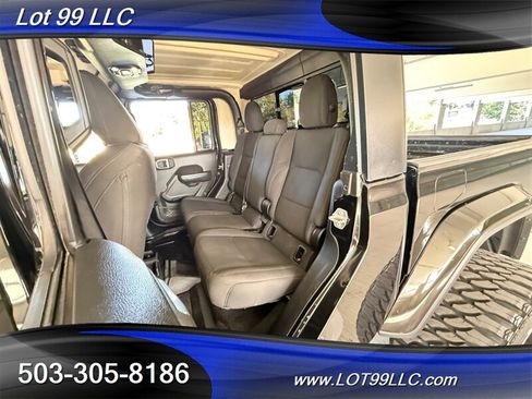 Used 2022 Jeep Gladiator Sport AWD/4WD image 42