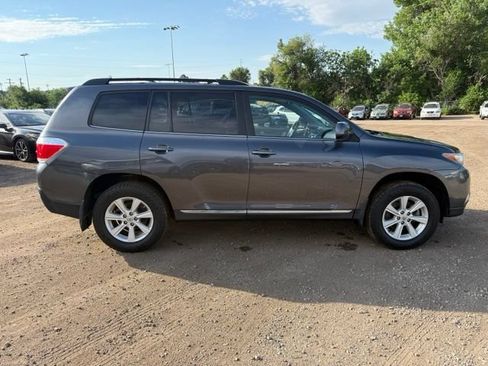 Used 2013 Toyota Highlander SE AWD/4WD image 7