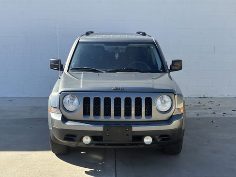 Used 2014 Jeep Patriot Sport w/ Power Value Group image 2
