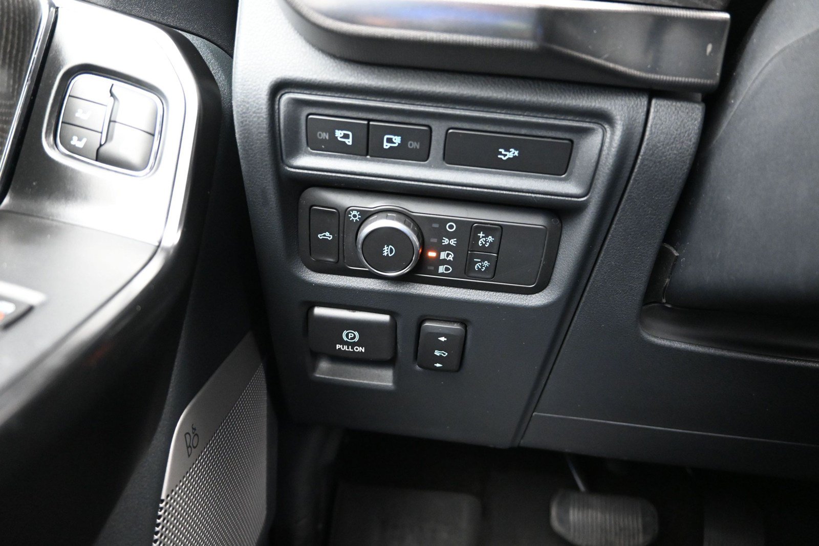 Used 2022 Ford F150 Platinum AWD/4WD image 26