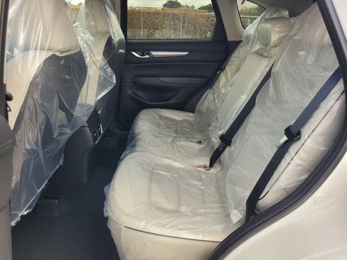 New 2025 MAZDA CX-5 AWD 2.5 S w/ Preferred Package image 5