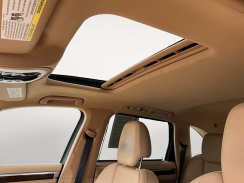 Used 2013 Porsche Cayenne image 26