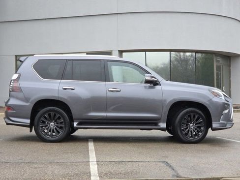 Used 2023 Lexus GX 460 Luxury image 26