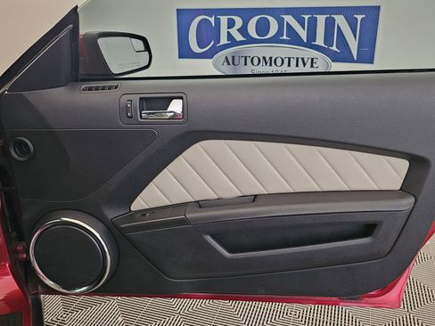 Used 2012 Ford Mustang Premium RWD image 20
