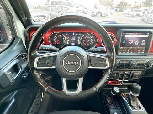 Used 2021 Jeep Wrangler Unlimited Rubicon AWD/4WD image 12