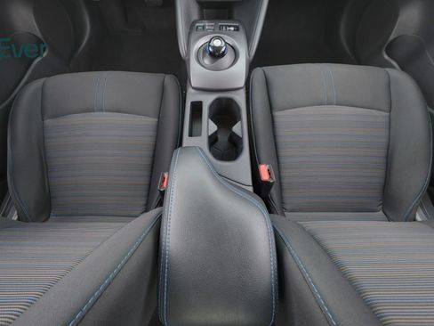 Used 2025 Nissan Leaf S FWD image 26