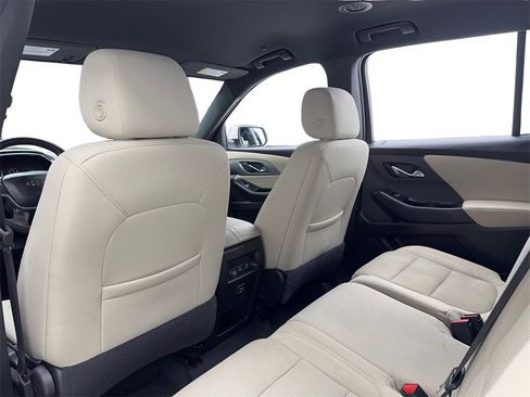 Used 2023 Chevrolet Traverse LS w/ Midnight/Sport Edition image 37