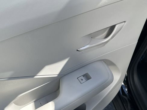 New 2026 Hyundai Kona SEL Sport FWD image 13