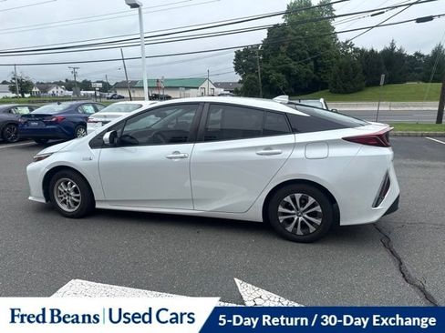 Used 2021 Toyota Prius Prime XLE FWD image 20
