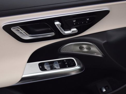 New 2025 Mercedes-Benz E 350 Sedan image 19