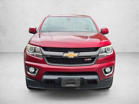 Used 2017 Chevrolet Colorado Z71 AWD/4WD image 2