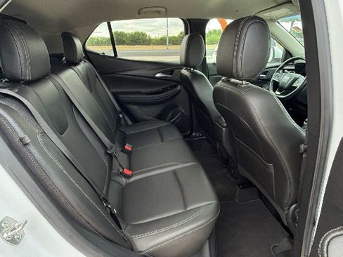 Used 2024 Buick Encore GX Sport Touring AWD/4WD image 26