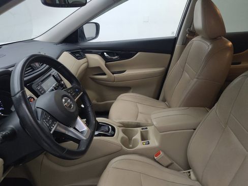 Used 2019 Nissan Rogue SL w/ Premium Package image 17