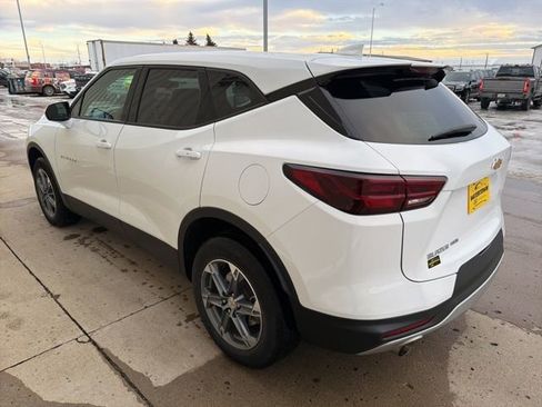 Used 2025 Chevrolet Blazer LT image 5