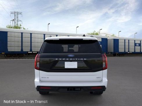 New 2025 Ford Expedition Max Active image 5
