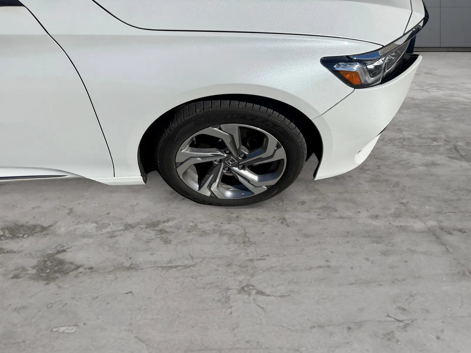 Used 2020 Honda Accord EX-L image 45