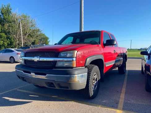 Used 2004 Chevrolet Silverado 1500 4x4 Extended Cab w/ Light Duty Power Package image 17