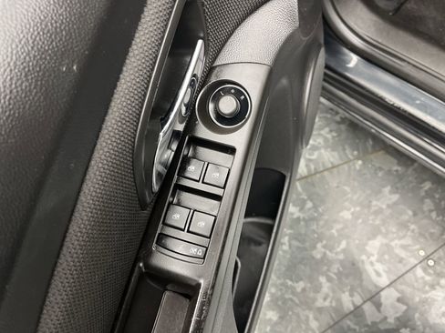 Used 2013 Chevrolet Cruze LT image 7