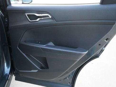 Used 2024 Kia Sportage LX image 21