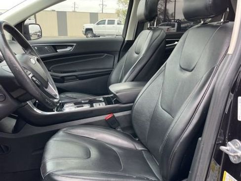 Used 2019 Ford Edge Titanium w/ Equipment Group 301A FWD image 30