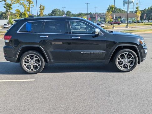 Used 2022 Jeep Grand Cherokee Limited w/ Trailer Tow Group IV AWD/4WD image 3