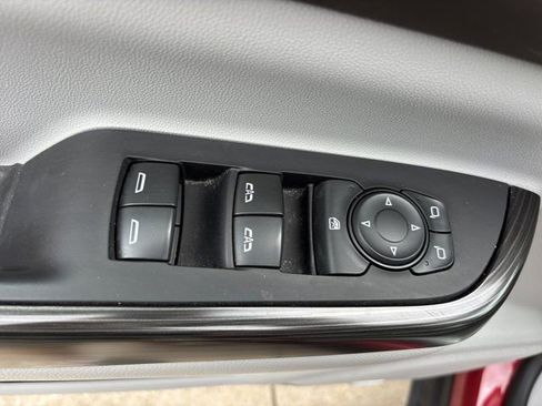 Used 2020 GMC Acadia SLT w/ Driver Alert Package II FWD image 23