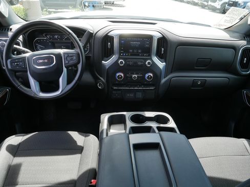 Used 2021 GMC Sierra 1500 Elevation w/ X31 Off-Road Package AWD/4WD image 10