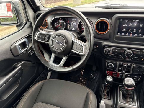 Used 2021 Jeep Gladiator Mojave w/ LED Lighting Group AWD/4WD image 26