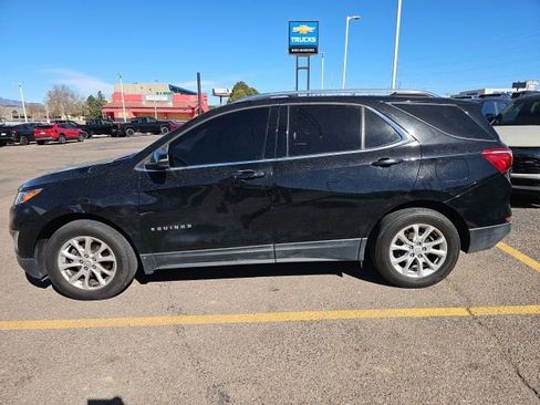 Used 2019 Chevrolet Equinox LT w/ Sun & Navigation Package image 7