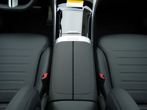 New 2026 Mercedes-Benz GLC 300 GLC 300 image 27