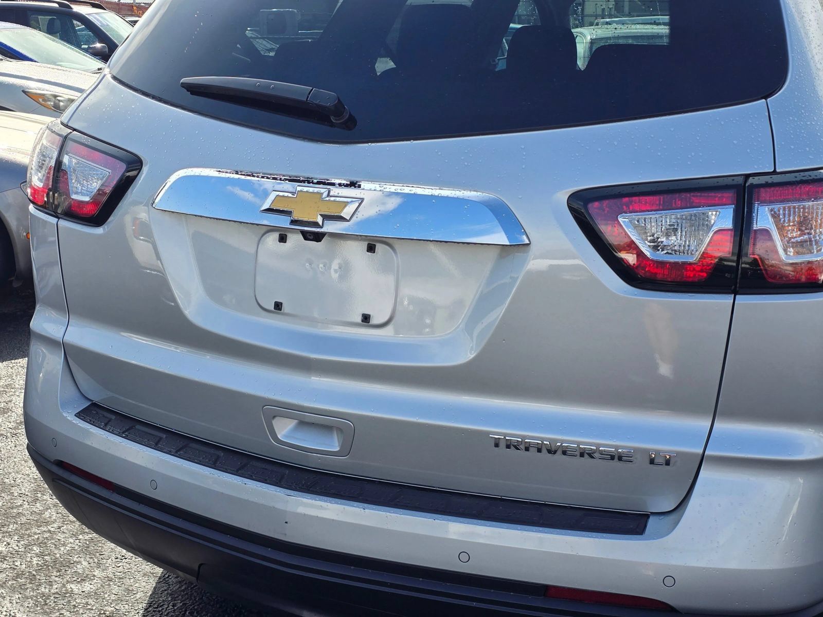 Used 2016 Chevrolet Traverse LT w/ Style and Technology Package FWD image 15