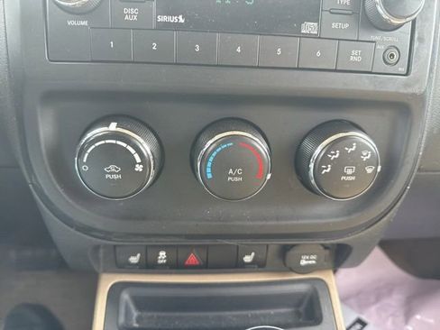 Used 2015 Jeep Patriot High Altitude image 18