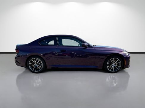 Used 2025 BMW 230i Coupe RWD image 2