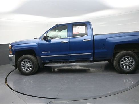 Used 2016 Chevrolet Silverado 2500 LTZ w/ LTZ Plus Package image 4