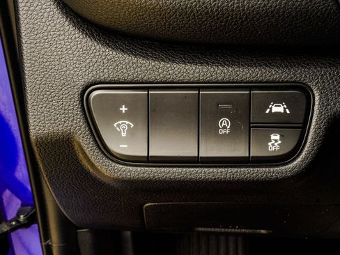 Used 2023 Kia Seltos S w/ Navigation Package AWD/4WD image 30
