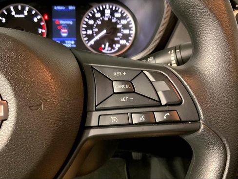 Used 2025 Nissan Sentra S FWD image 19