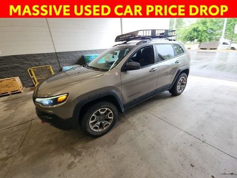 Used 2021 Jeep Cherokee Trailhawk w/ Sun, Sound & Nav Group AWD/4WD image 7