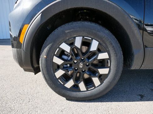 Certified 2025 Hyundai Santa Cruz SEL AWD/4WD image 5