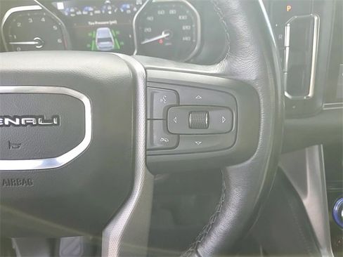 Certified 2021 GMC Yukon Denali image 16