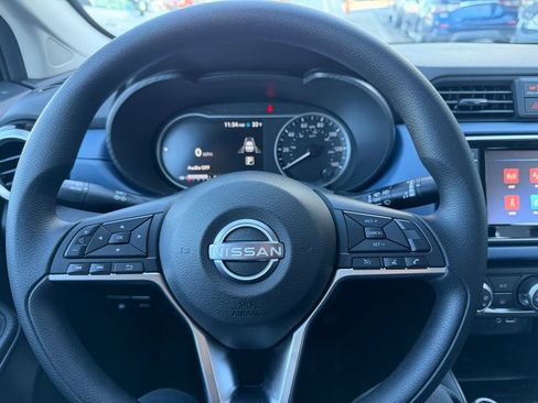 Used 2025 Nissan Versa SV w/ Trunk Package image 18