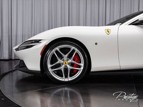 Used 2021 Ferrari Roma RWD image 6