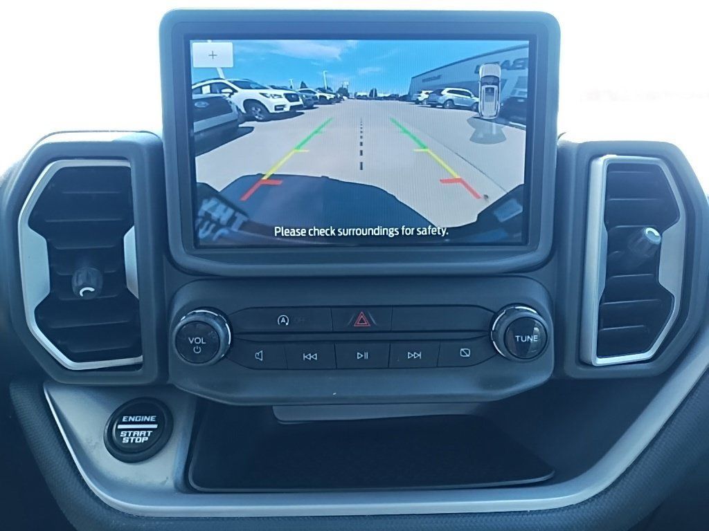 Used 2023 Ford Bronco Sport Outer Banks w/ Tech Package AWD/4WD image 25