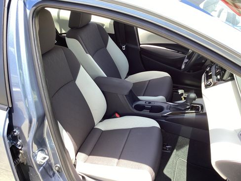 Used 2026 Toyota Corolla LE FWD image 10