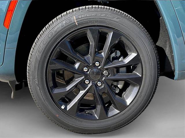 New 2026 Jeep Grand Cherokee L Limited AWD/4WD image 12