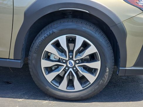 Certified 2024 Subaru Outback Touring XT AWD/4WD image 10