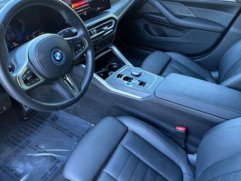 Used 2023 BMW i4 eDrive40 w/ M Sport Package RWD image 11