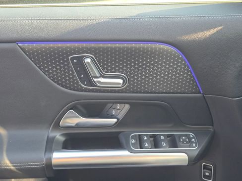 Used 2025 Mercedes-Benz GLA 250 image 14